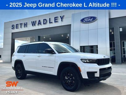 Used 2025 Jeep Grand Cherokee L Laredo