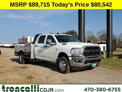 New 2024 RAM 3500 Tradesman w/ Chrome Appearance Group