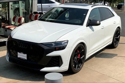 New 2025 Audi RS Q8 performance
