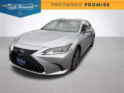 Used 2022 Lexus ES 300h w/ Premium Package