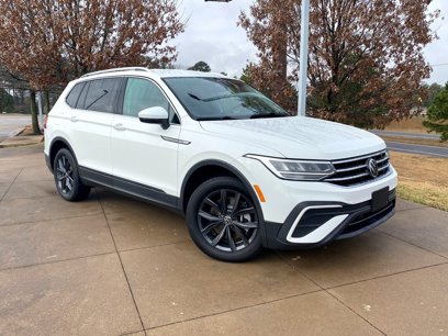 Used 2024 Volkswagen Tiguan SE