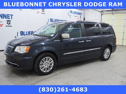 Used 2014 Chrysler Town & Country Limited w/ Trailer Tow Group