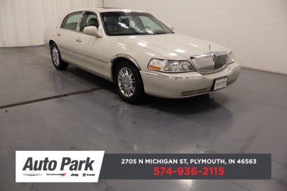 Used 2004 Lincoln Town Car Ultimate