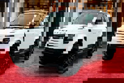 New 2025 Land Rover Defender 110 X-Dynamic SE
