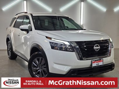 Used 2024 Nissan Pathfinder SV