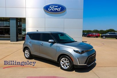 Used 2024 Kia Soul LX w/ Option Group 015