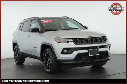 Used 2024 Jeep Compass Latitude w/ Sun and Sound Group