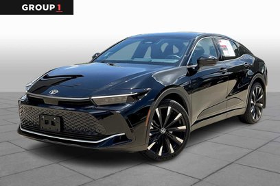 Used 2025 Toyota Crown Platinum