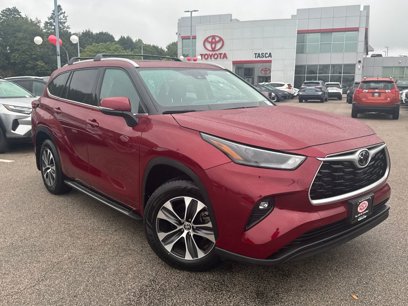 Used 2022 Toyota Highlander XLE