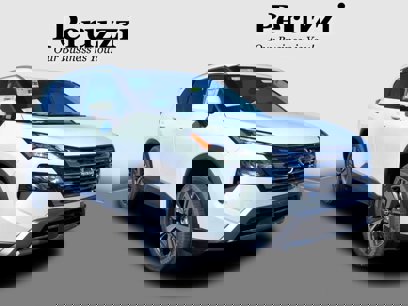 New 2025 Nissan Rogue SL