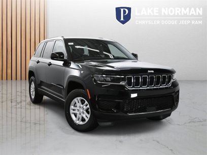 New 2025 Jeep Grand Cherokee Laredo