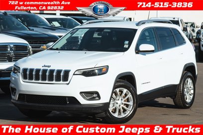 Used 2019 Jeep Cherokee Latitude w/ Popular Appearance Group