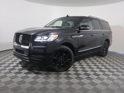 Used 2024 Lincoln Navigator Reserve w/ Monochromatic Package