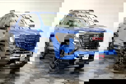 New 2025 GMC Terrain Elevation w/ Black Edition