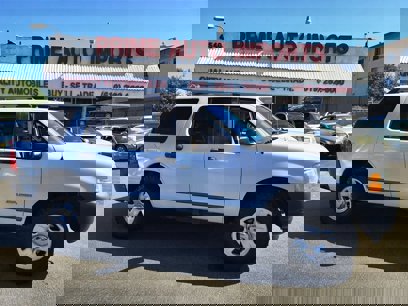 Used 2005 Ford Explorer XLS