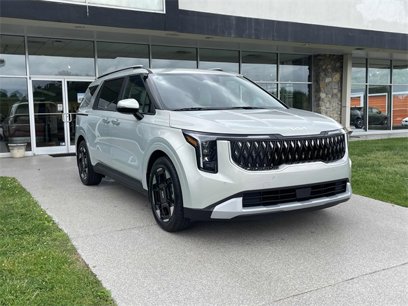 New 2025 Kia Carnival EX