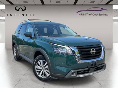 Used 2023 Nissan Pathfinder SL