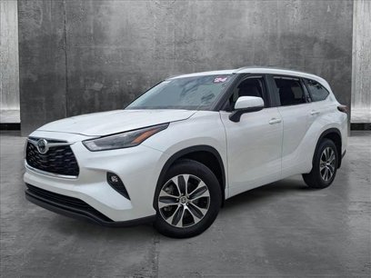Certified 2024 Toyota Highlander XLE