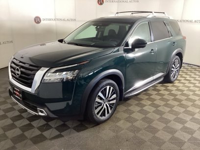 Used 2022 Nissan Pathfinder Platinum w/ Lighting Package (N93)