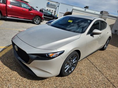 New 2024 MAZDA MAZDA3 s