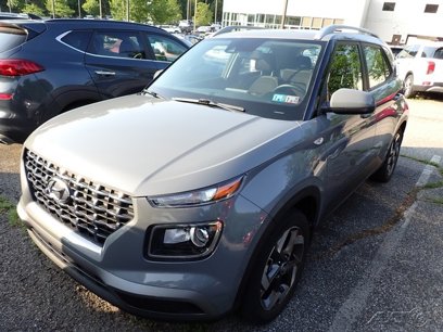 Used 2022 Hyundai Venue SEL