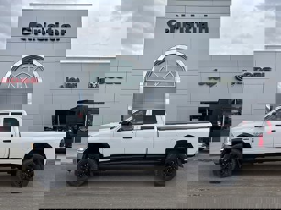 Used 2015 RAM 2500 Tradesman w/ Chrome Appearance Group