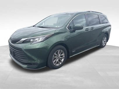 Used 2021 Toyota Sienna LE