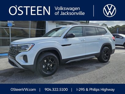 New 2025 Volkswagen Atlas Peak Edition SE