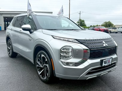 Used 2024 Mitsubishi Outlander 4WD Plug-In Hybrid