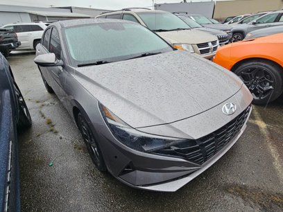 Used 2022 Hyundai Elantra SEL w/ Cargo Package