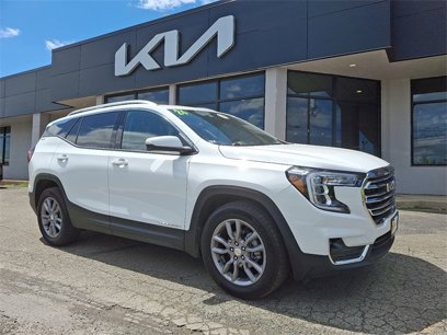 Used 2024 GMC Terrain SLT