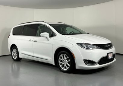 Used 2020 Chrysler Pacifica Touring-L