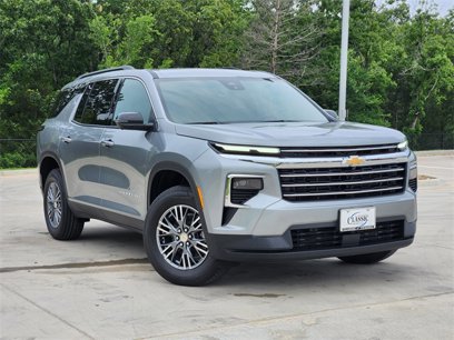 New 2025 Chevrolet Traverse LT w/ Driver Confidence Package