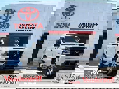 Used 2024 Nissan Frontier S w/ S Utility Package