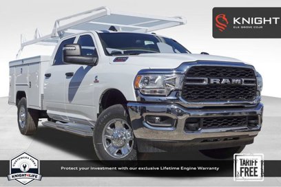 New 2024 RAM 3500 Tradesman w/ Chrome Appearance Group