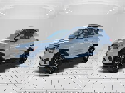 Certified 2025 Volvo XC40 B5 Core