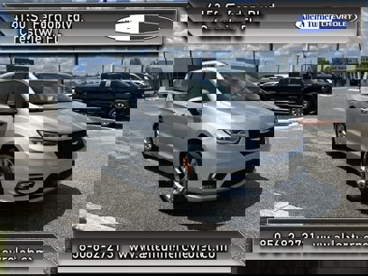 Used 2023 Chrysler Pacifica Touring-L