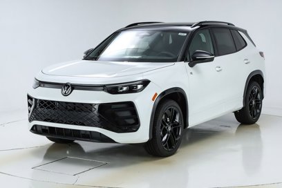 New 2025 Volkswagen Tiguan SE R-Line