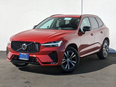 New 2025 Volvo XC60 B5 Core