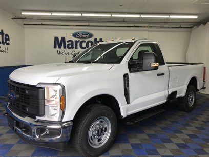 New 2025 Ford F250 XL w/ XL Chrome Package