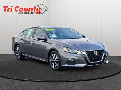 Used 2022 Nissan Altima 2.5 SV