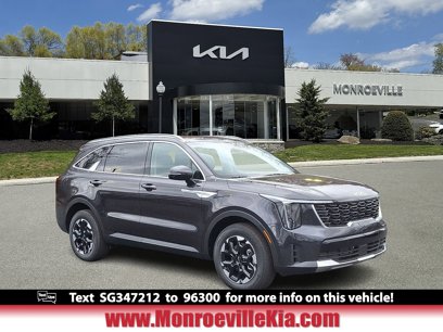 New 2025 Kia Sorento S w/ Panoramic Sunroof Package