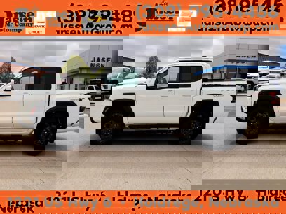 Used 2023 Nissan Frontier PRO-4X w/ Pro-4X Premium Package