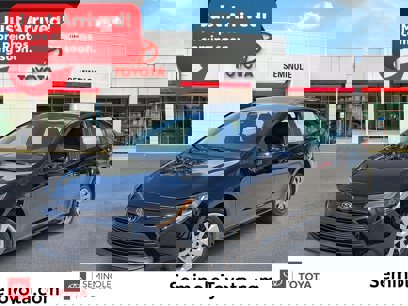 Used 2025 Toyota Corolla LE