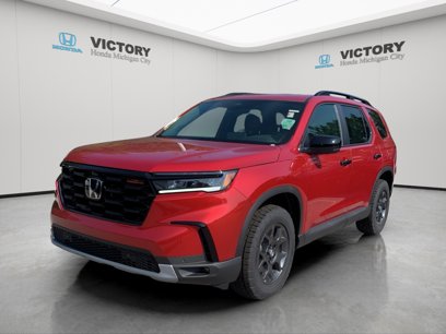 New 2025 Honda Pilot TrailSport