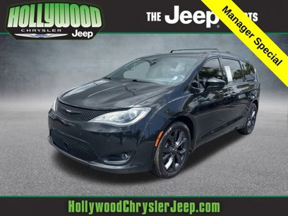 Used 2019 Chrysler Pacifica Touring-L Plus w/ Advanced Safetytec Group