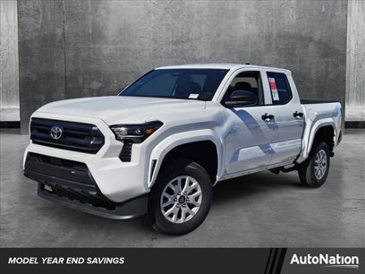 New 2024 Toyota Tacoma SR