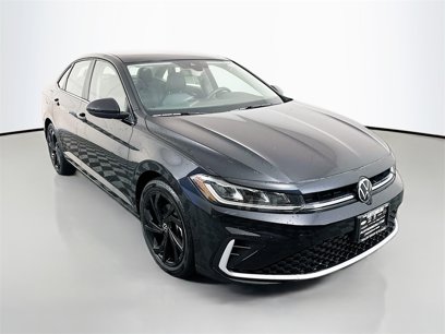 Used 2025 Volkswagen Jetta SE