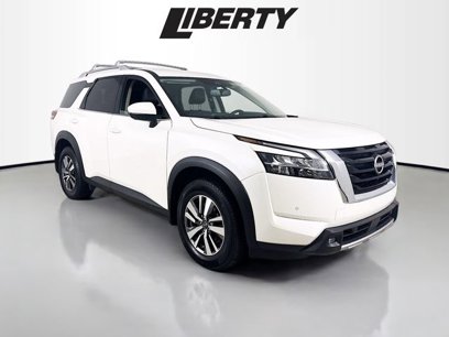 Used 2022 Nissan Pathfinder SL