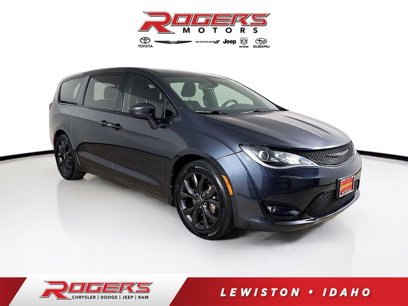 Certified 2020 Chrysler Pacifica Touring w/ S Appearance Package